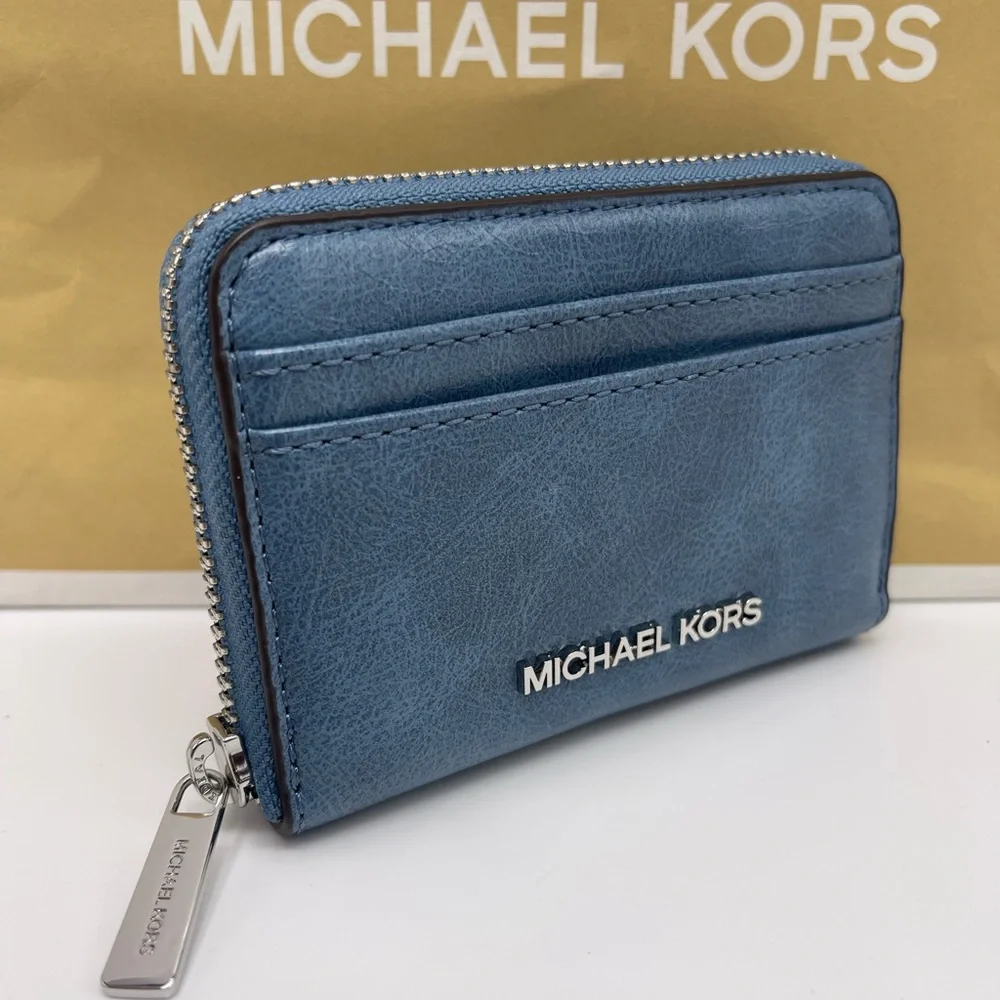 MICHAEL KORS Jet Set Medium Distressed Zip Around Card Case Cornflower NWT